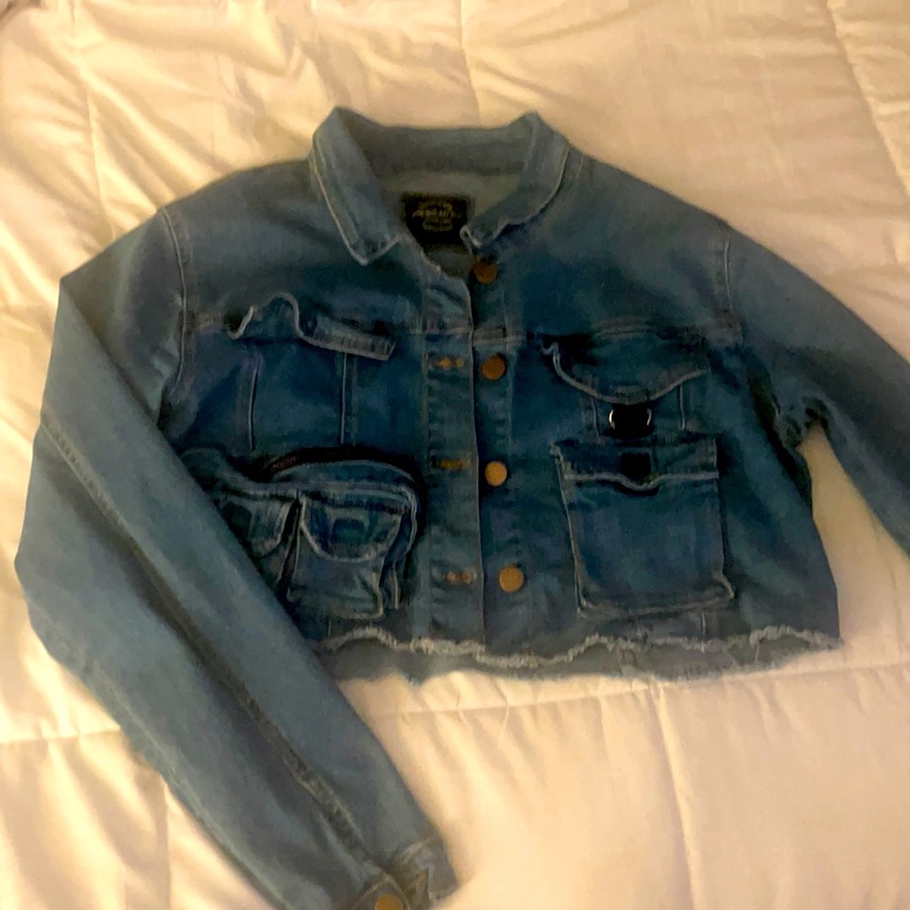 Women’s Jean jacket size M